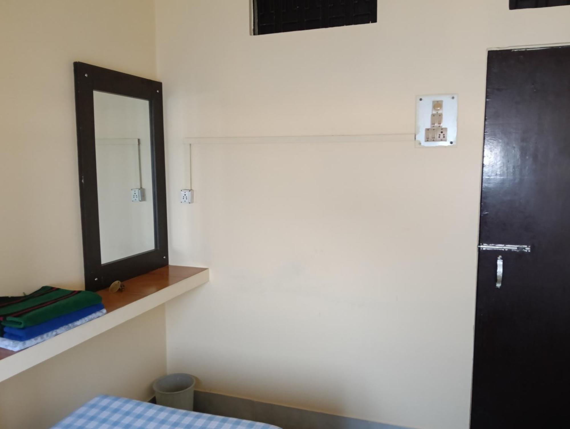 Scindhia Guest House Варанаси Экстерьер фото